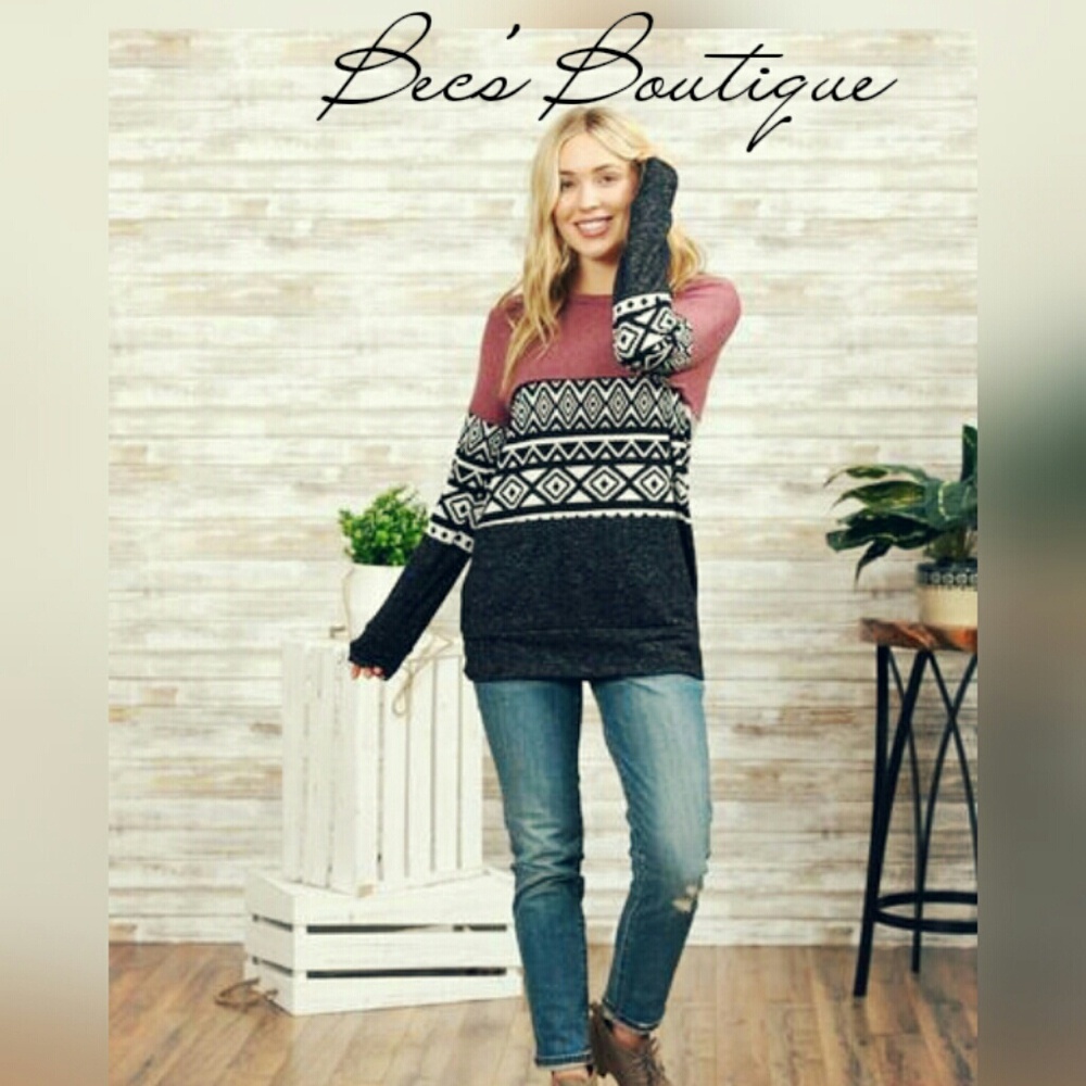 🚨LAST ONE🚨 Tribal Colorblock Tunic Sweater - Picture 1 of 4